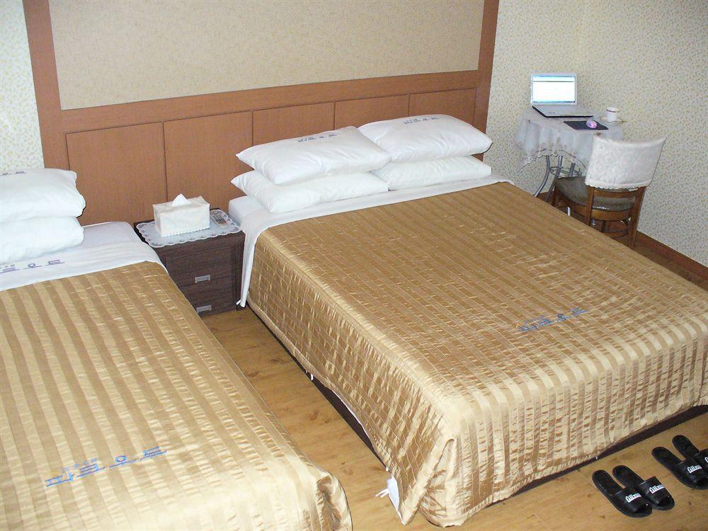 Hotel Parkwood Incheon Airport Quarto foto