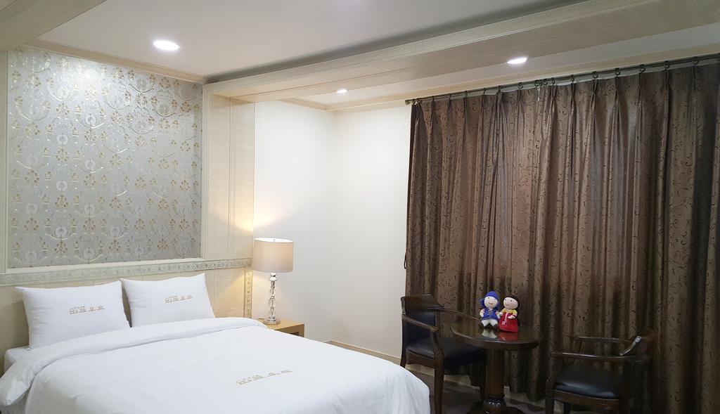Hotel Parkwood Incheon Airport Quarto foto
